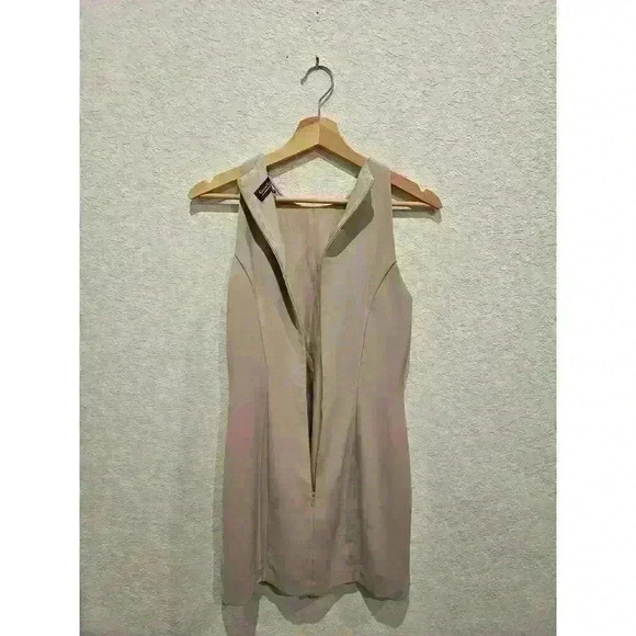 Guess vintage size 2. Aline tan dress. - Picture 4 of 4